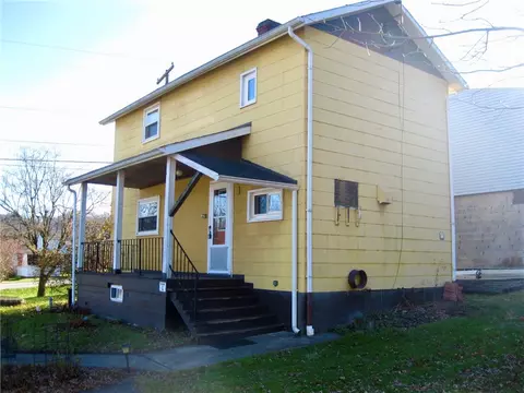 209 German St, West Newton, PA 15089