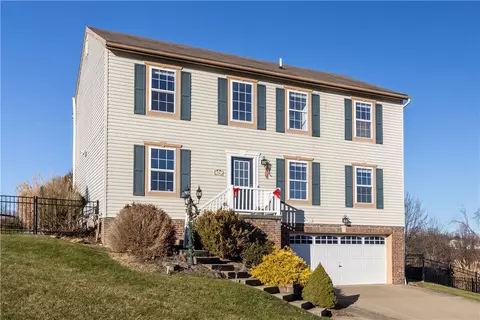 14 Scout Dr, Washington, PA 15301