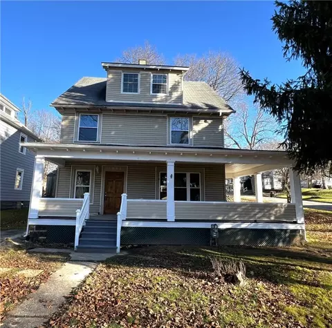 1002 Delaware Ave, New Castle, PA 16105