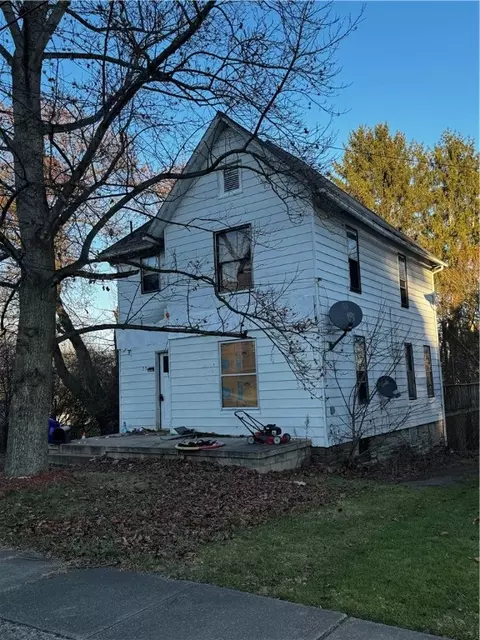59 N 2nd St, Greenville, PA 16125