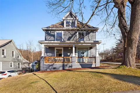 455 Jefferson St, Evans City, PA 16033