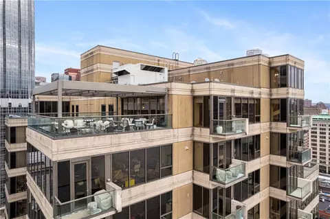 151 Fort Pitt Blvd #PH1901, Pittsburgh, PA 15222