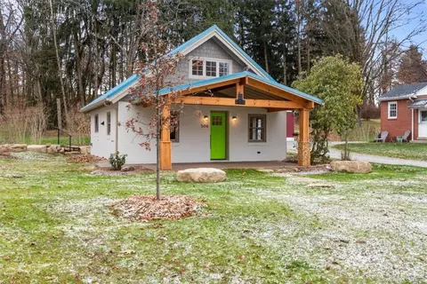 506 Camp Meeting Rd, Sewickley, PA 15143