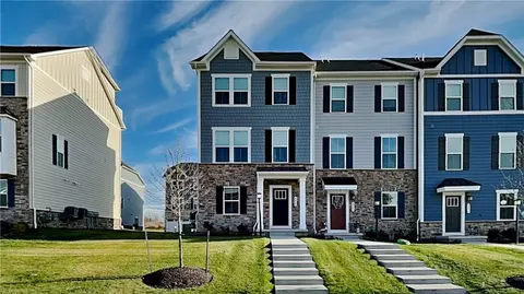 4408 Spruce Rd, Gibsonia, PA 15044