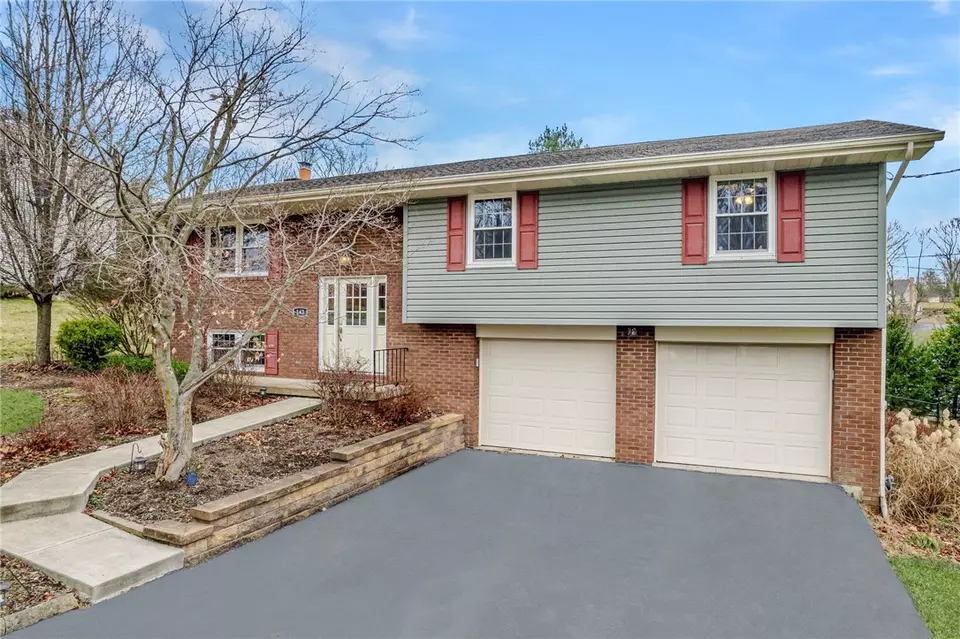 162 Hermitage Cir, Ligonier, PA 15658 38 Photos Movoto
