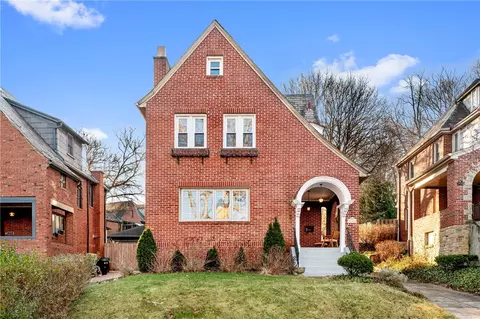 5462 Fair Oaks St, Pittsburgh, PA 15217