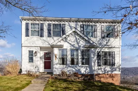 257 Randy Ln, Coraopolis, PA 15108
