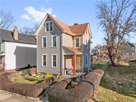 129 Auburn St, Pittsburgh, PA 15206