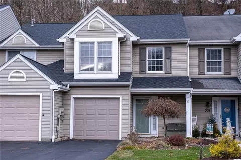 229 Commons Dr, Oakmont, PA 15139