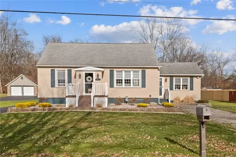 451 Falls Ave, New Castle, PA 16105