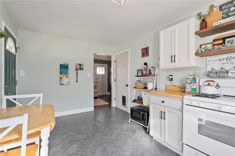 116 Wilhelm Dr, Monaca, PA 15061 photo 7