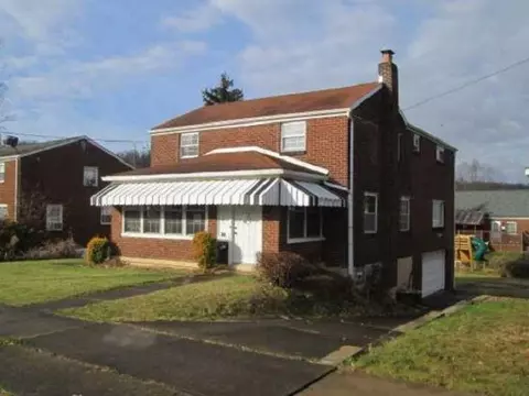 264 E Fairmont Ave, Trafford, PA 15085