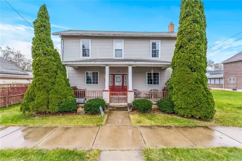 105 W Wabash Ave, New Castle, PA 16102