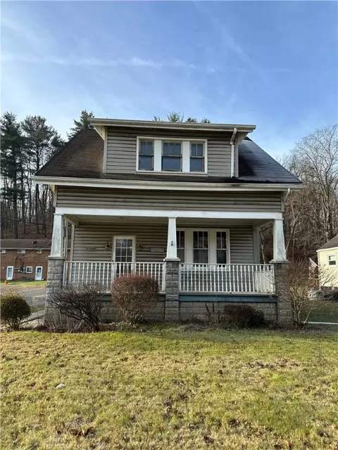 137 Mcgovern Blvd, Crescent, PA 15046