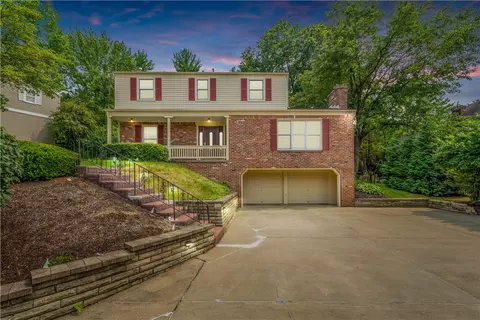 145 Kent Ct, Pittsburgh, PA 15241