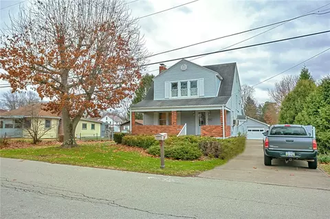 210 Cook Rd, Belle Vernon, PA 15012