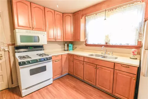1125 Eckert Rd, Monaca, PA 15061 photo 7
