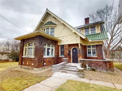 322 1st St, Butler, PA 16001