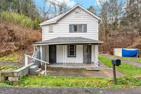 250 Beallsville Rd, Bentleyville, PA 15314