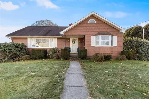 3210 Harding Ave, Aliquippa, PA 15001