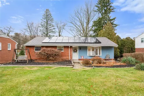 3002 Albine Dr, Glenshaw, PA 15116