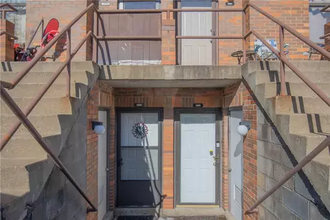 3267 Niagara Sq, Pittsburgh, PA 15213