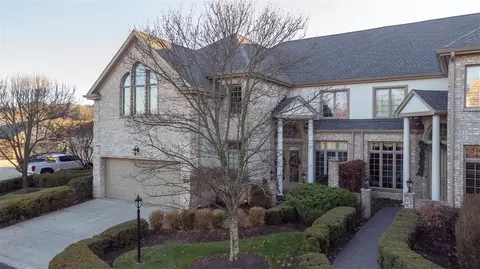 202 Greenview Ct, Gibsonia, PA 15044