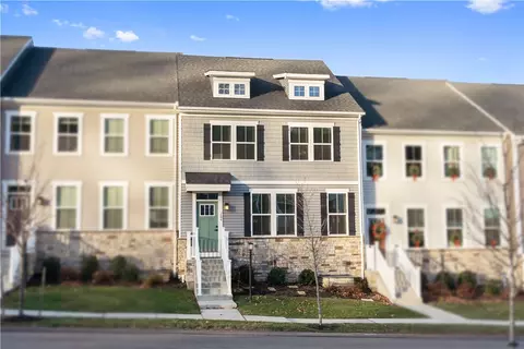 186 Moyer Hill Dr, Cranberry Township, PA 16066