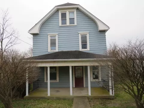 131 Main St, Hickory, PA 15340