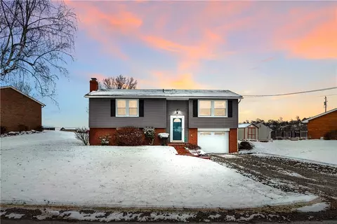 81 Mohawk Dr, Greensburg, PA 15601