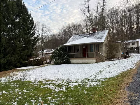 263 Whitestown Rd, Butler, PA 16001
