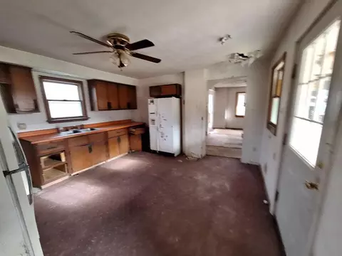 446 Wendel Rd, Irwin, PA 15642 photo 9