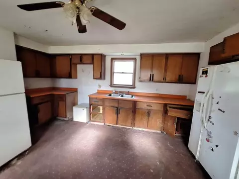 446 Wendel Rd, Irwin, PA 15642 photo 8