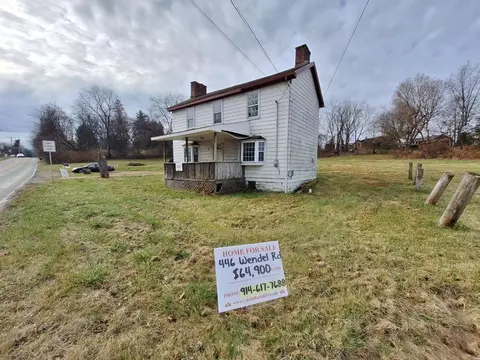 446 Wendel Rd, Irwin, PA 15642 photo 4