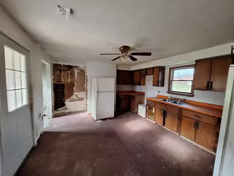 446 Wendel Rd, Irwin, PA 15642 photo 7
