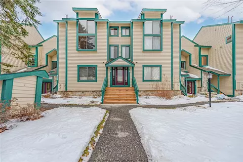 8042 Meadowridge Dr, Champion, PA 15622
