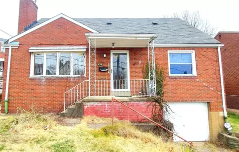635 Loretta St, Pittsburgh, PA 15217