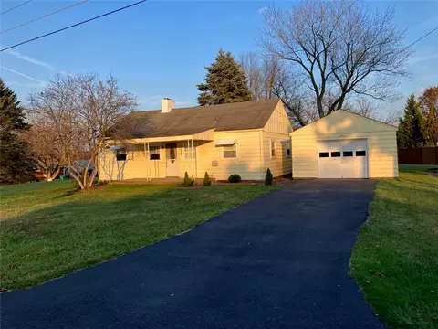 128 Delaware Dr, Butler, PA 16001