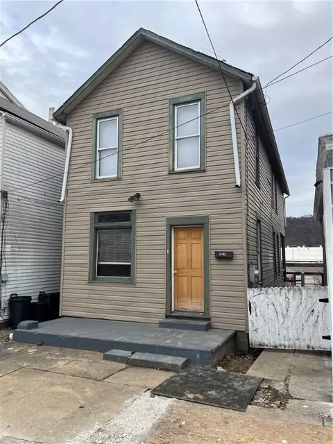 310 Fallowfield Ave, Charleroi, PA 15022