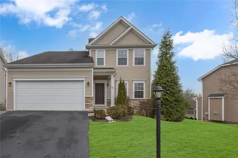 104 Centennial Dr, Carnegie, PA 15106