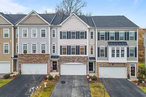 24 Remington Dr, Washington, PA 15301