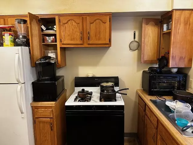  723 George St, Coraopolis, PA 15108 photo 6