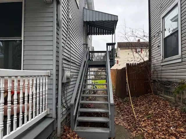  723 George St, Coraopolis, PA 15108 photo 9