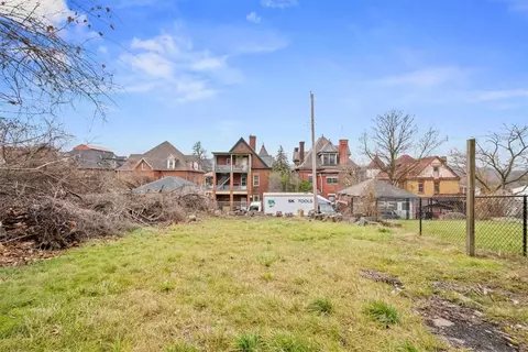 220 Mills Ave, Braddock, PA 15104 photo 39