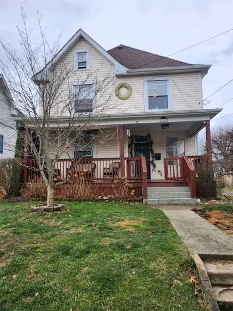 1008 Vine St, Connellsville, PA 15425
