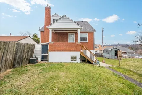 433 Paola Aly, East Mc Keesport, PA 15035