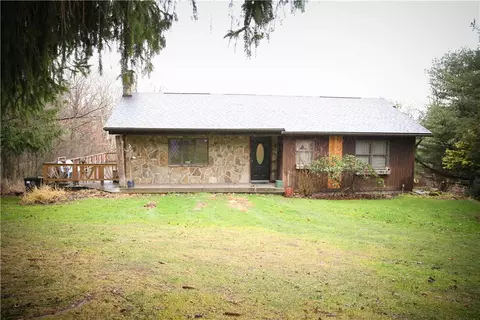 310 Swink Hill Rd, Connellsville, PA 15425