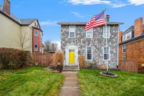 98 E Crafton Ave, Crafton, PA 15205