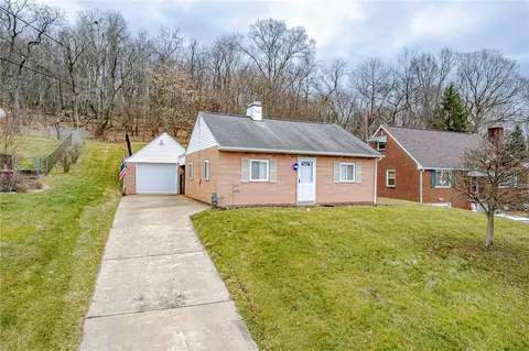 128 Highland Dr, Leechburg, PA 15656