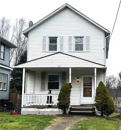 122 Hillcrest Ave, New Castle, PA 16105